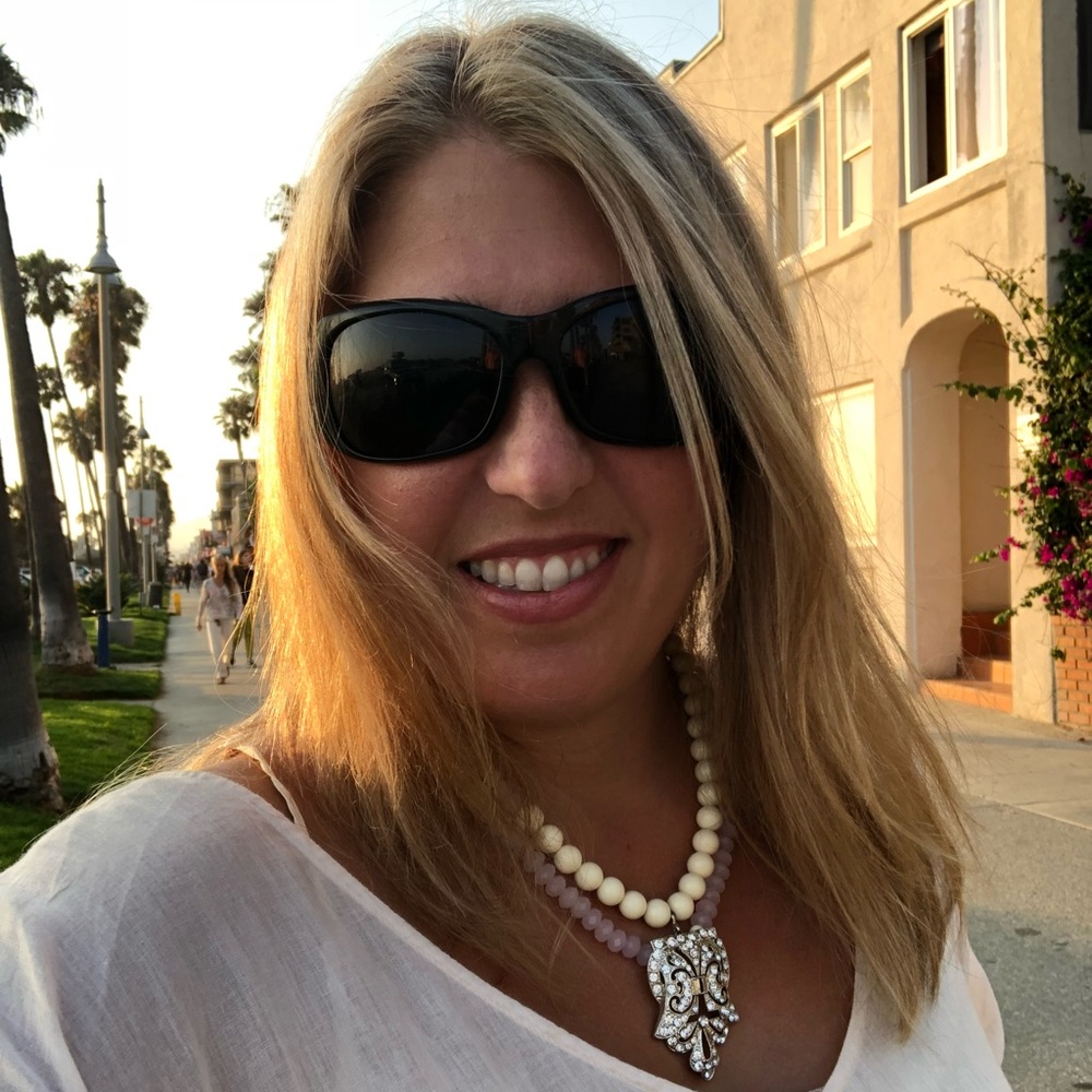 Meet your Posher, Suzanne